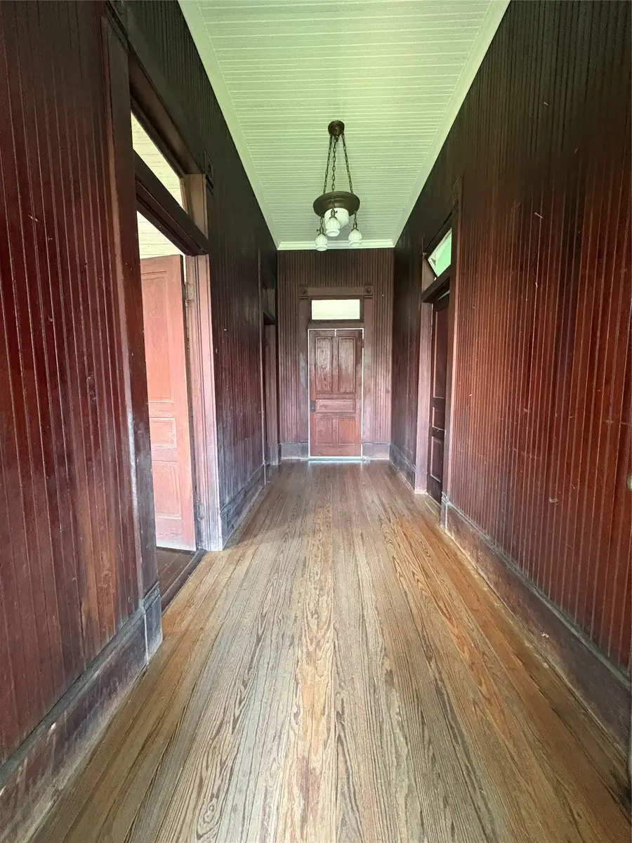 213 W Abbey Street, Livingston, TX 77351 - #2