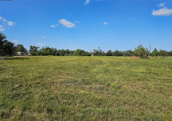 Lot 16 Wrangler Bend, Angleton, TX 77515