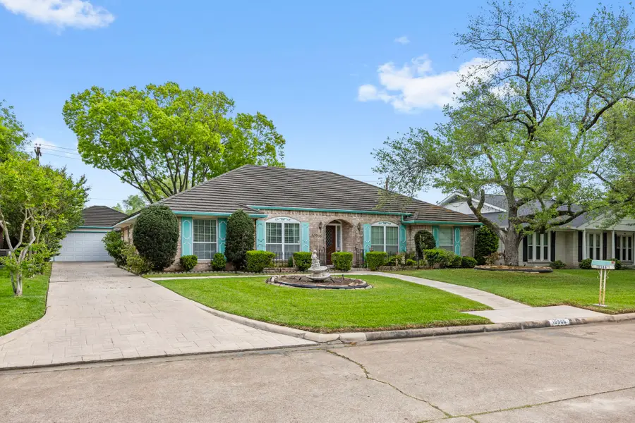 10906 Chevy Chase Drive, Houston, TX 77042 - #2