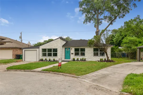 15310 Crescent Brookfield Drive, Humble, TX 77396