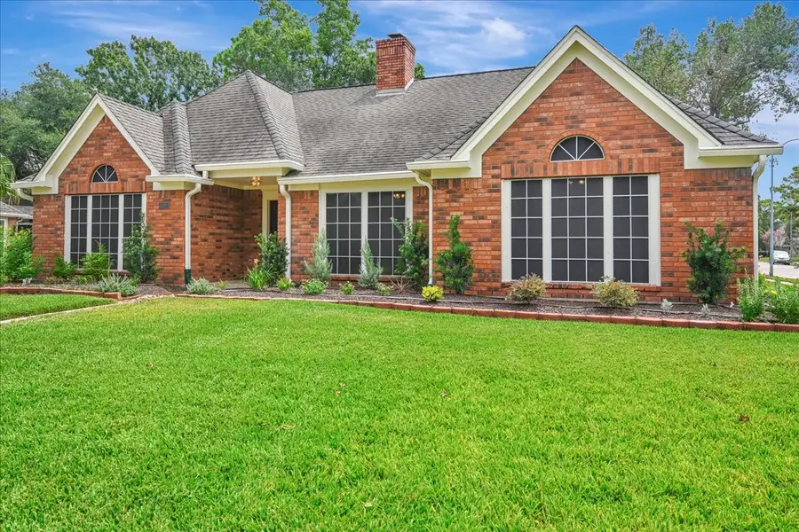 4002 Roaring Rapids Drive, Pasadena, TX 77059 - #2