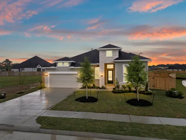 802 Vizsla Court, Montgomery, TX 77316