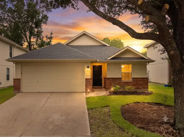 31 Bark Bend Place, The Woodlands, TX 77385
