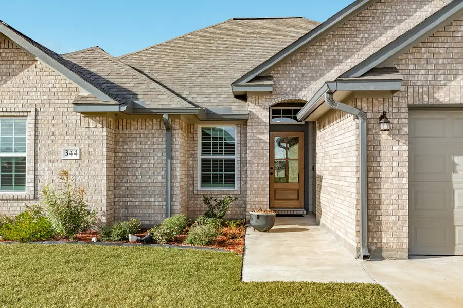344 Yorktown Avenue, Clute, TX 77531 - #3