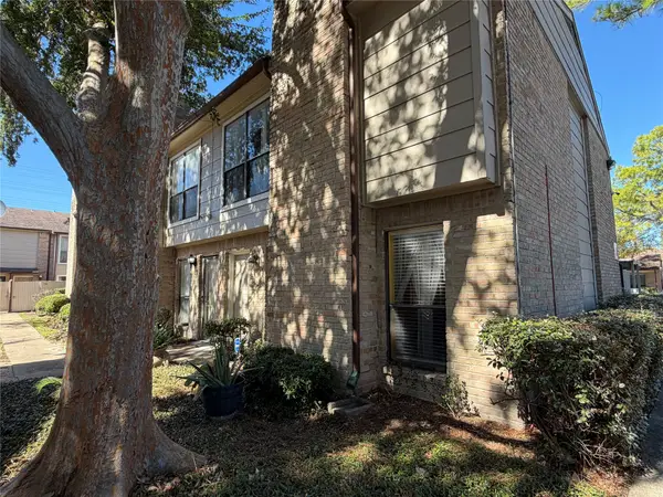 2110 Wilcrest Drive #101, Houston, TX 77042