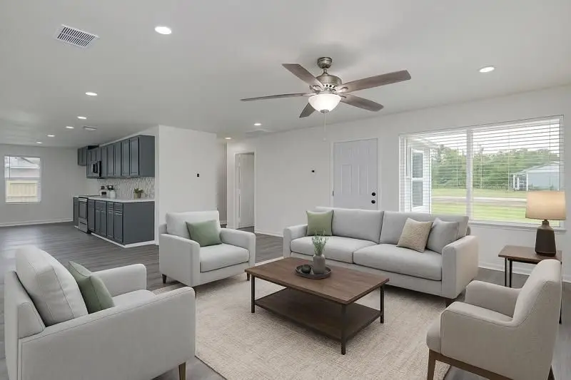 7713 St Lo Road, Houston, TX 77033 - Image #2