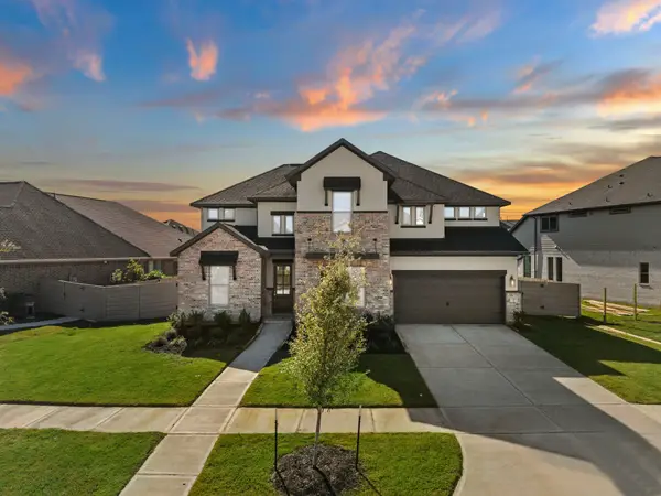 2510 Gleaming Pear Drive, Manvel, TX 77578