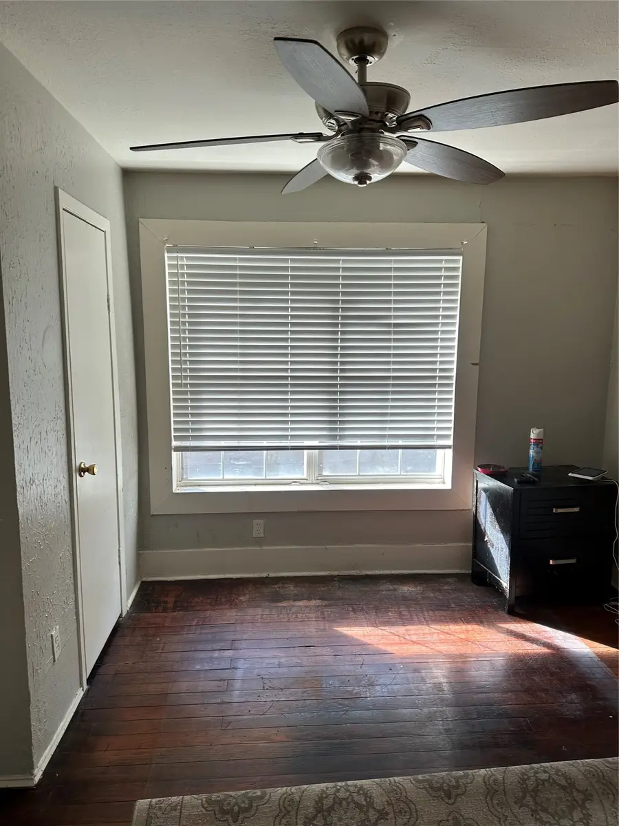 804 E E 39th Street, Houston, TX 77022 - #2