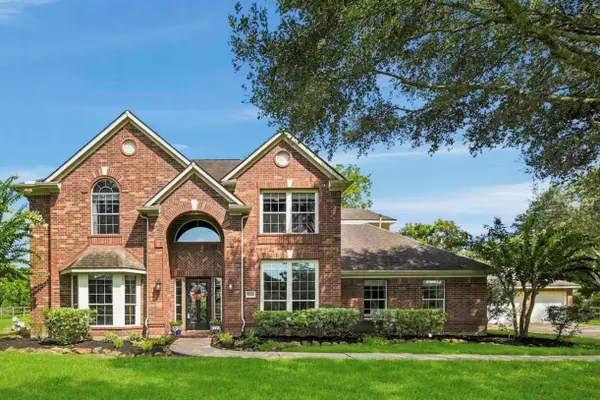 5202 Cherry Ridge Road, Richmond, TX 77406