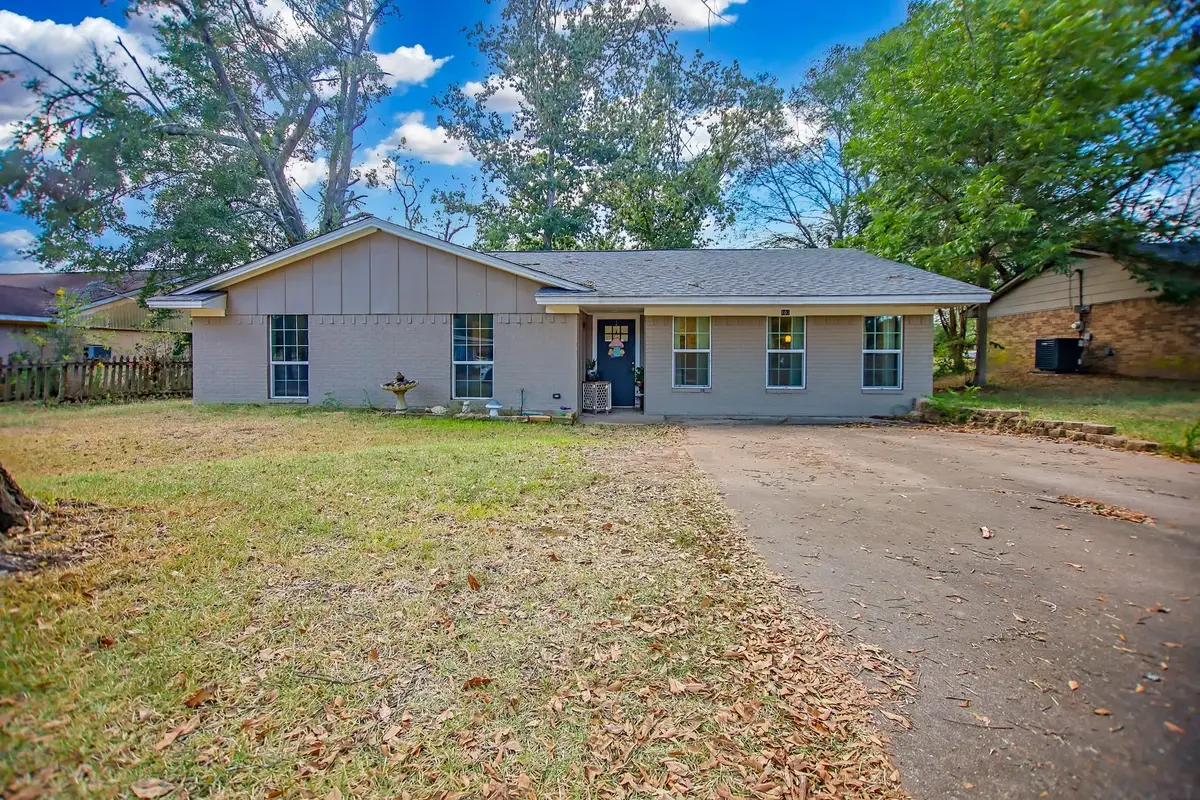 103 Quail Ridge Drive, Nacogdoches, TX 75961 - Image #1