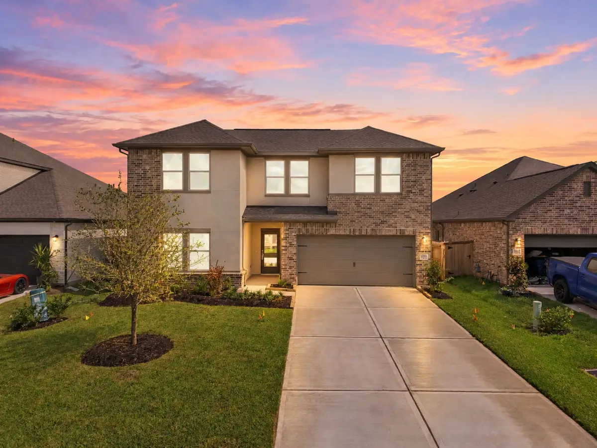 3530 Cardinal Pointe Drive, Angleton, TX 77515 - #1