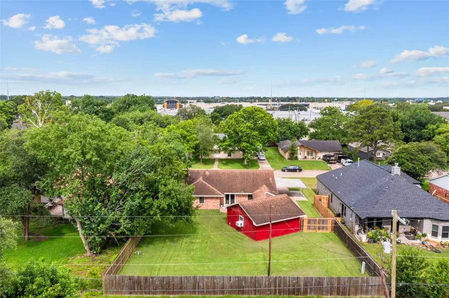 131 S Highland Terrace, League City, TX 77573 - #2