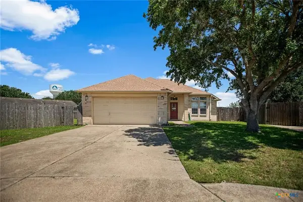 105 Belle Court, Port Lavaca, TX 77979