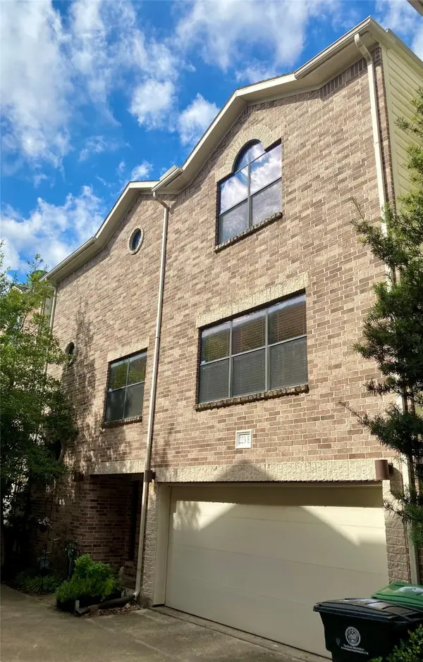 223 W 26th Street #E, Houston, TX 77008