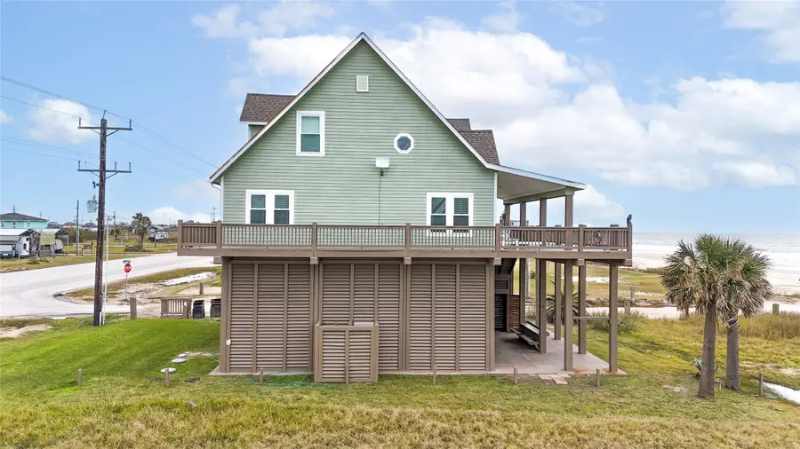 997 Austin Street, Gilchrist, TX 77617 - #3