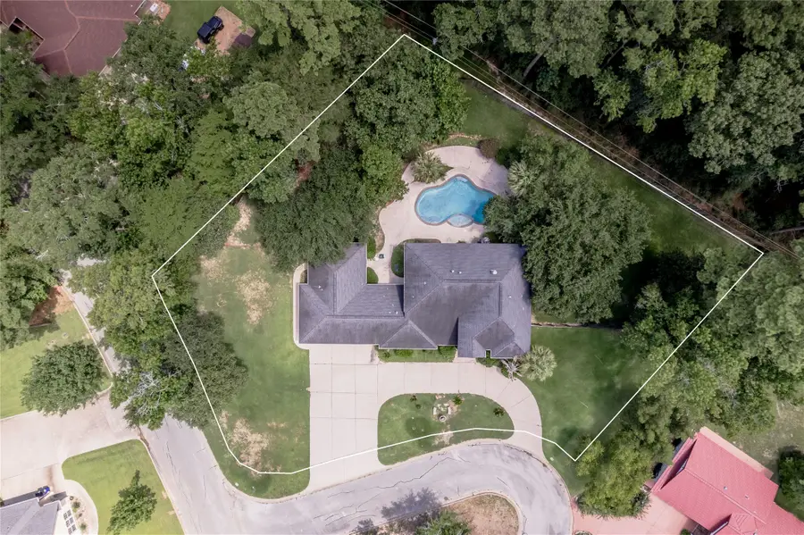 187 Broadmoor Drive, Huntsville, TX 77340 - #2