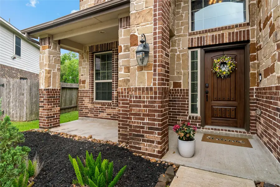 13102 Dover Bluff Drive, Rosharon, TX 77583 - Image #2