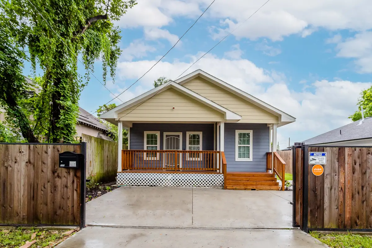 110 Amundsen Street, Houston, TX 77009 - Image #1