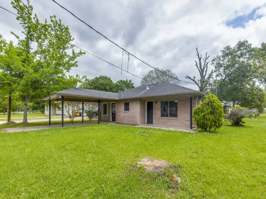 308 Gibbs Street, Devers, TX 77538 - #2