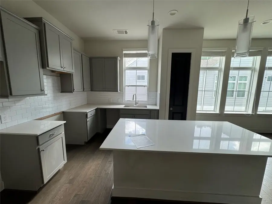 6033 Cypress Street, Houston, TX 77074 - #2