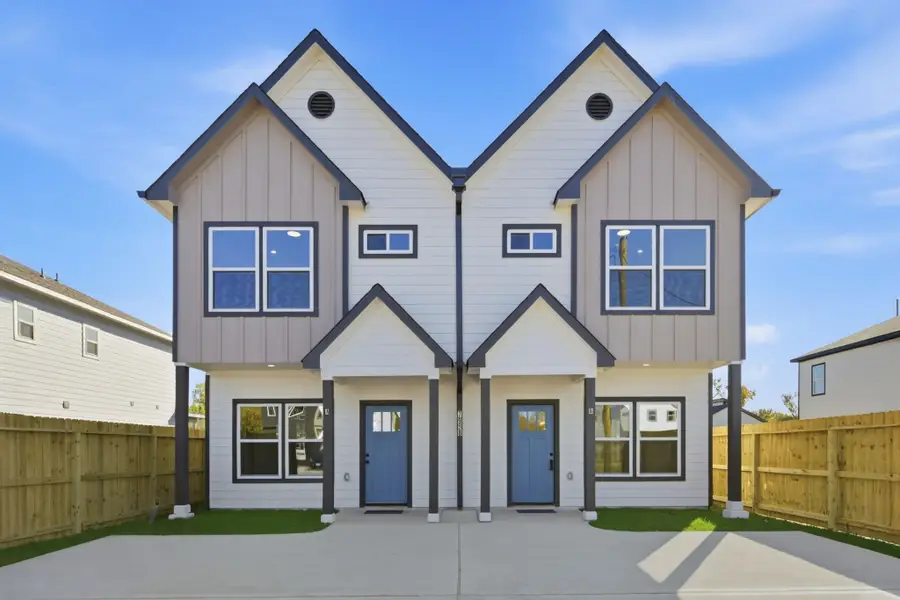 7958 Henson Street #A/B, Houston, TX 77028 - #3