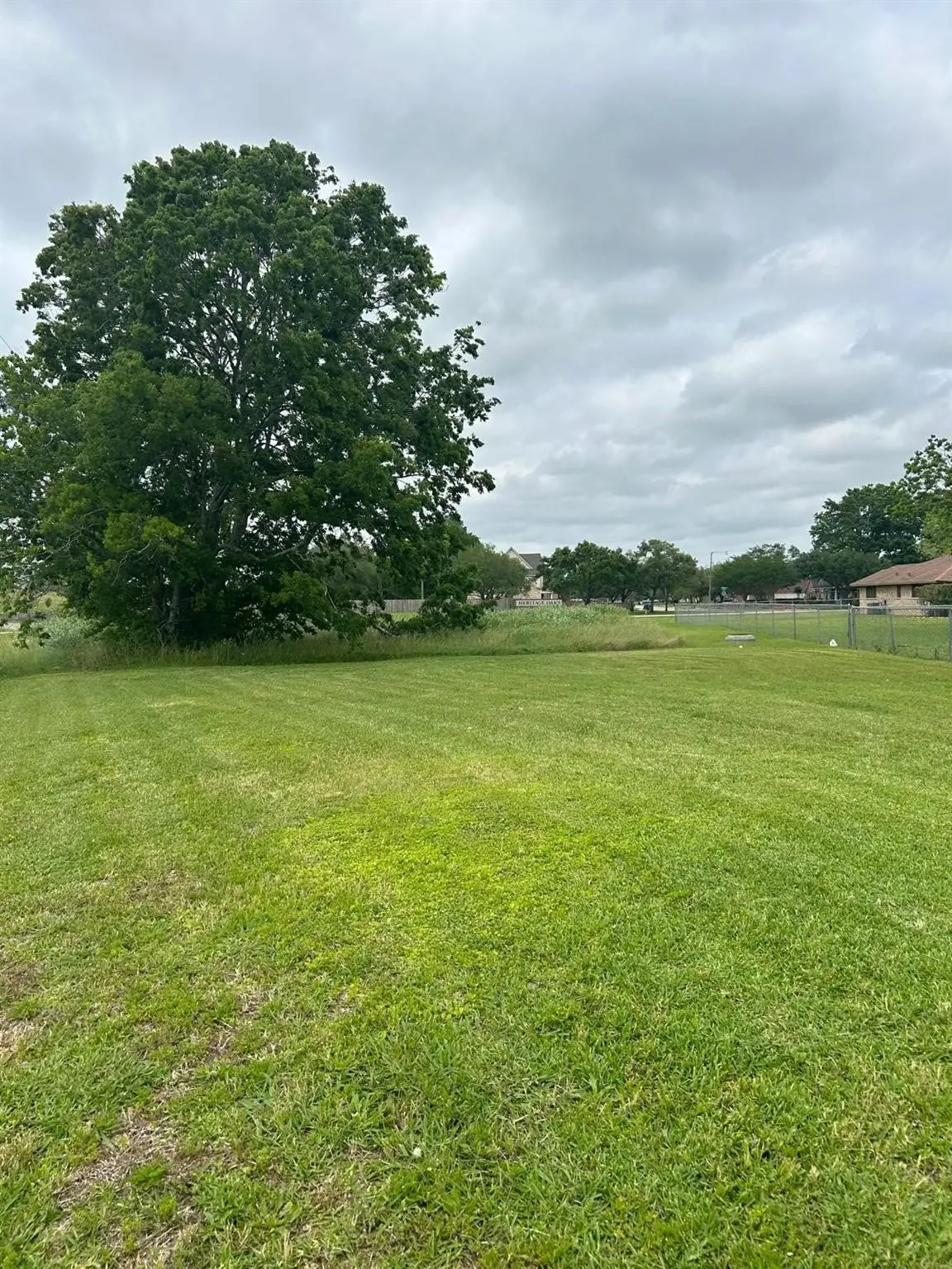 35 Tx-288, Angleton, TX 77515 - #1
