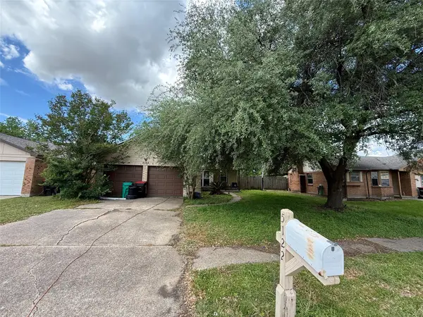 5122 Pepper Mill Street, Baytown, TX 77521