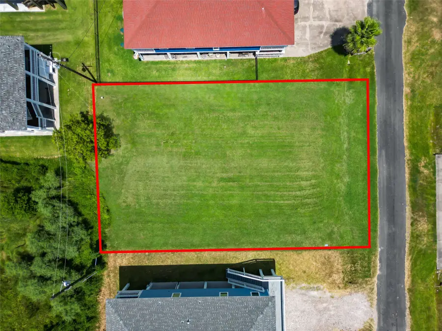3265 Pirates Cove, Crystal Beach, TX 77650 - #2