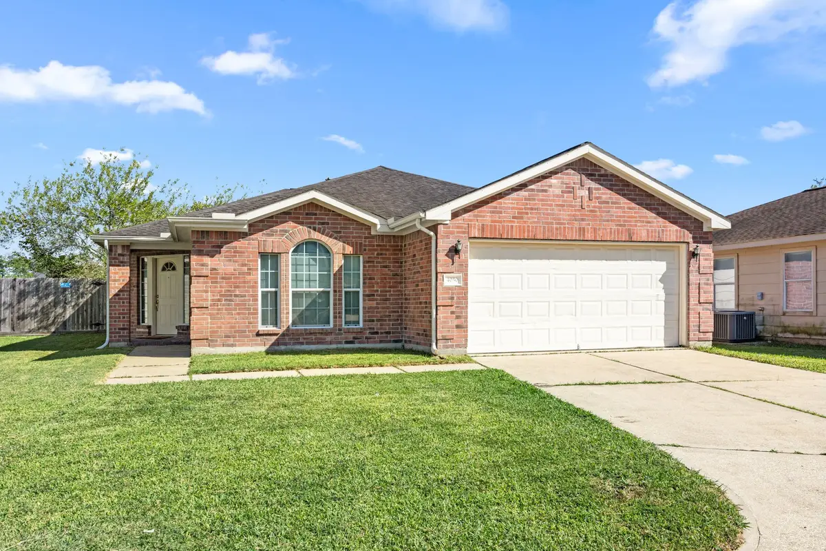 4050 Cary Creek Drive, Baytown, TX 77521 - Image #1