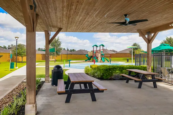 40455 Garden Heights Lane, Magnolia, TX 77354