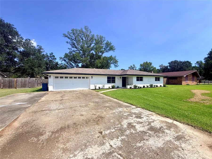 3823 2nd Avenue, Orange, TX 77630 - #2