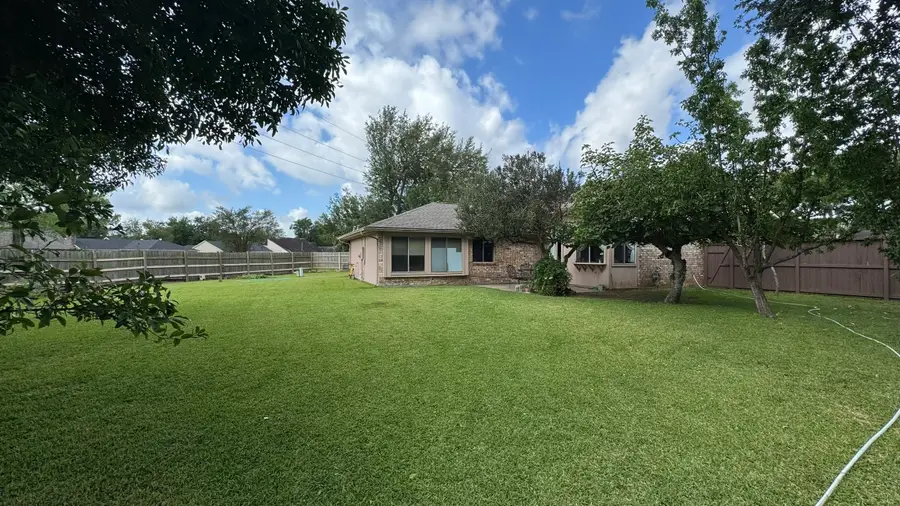 1919 Iron Ridge, Sugar Land, TX 77478 - #2