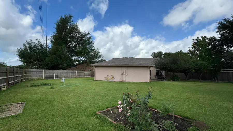 1919 Iron Ridge, Sugar Land, TX 77478 - #3