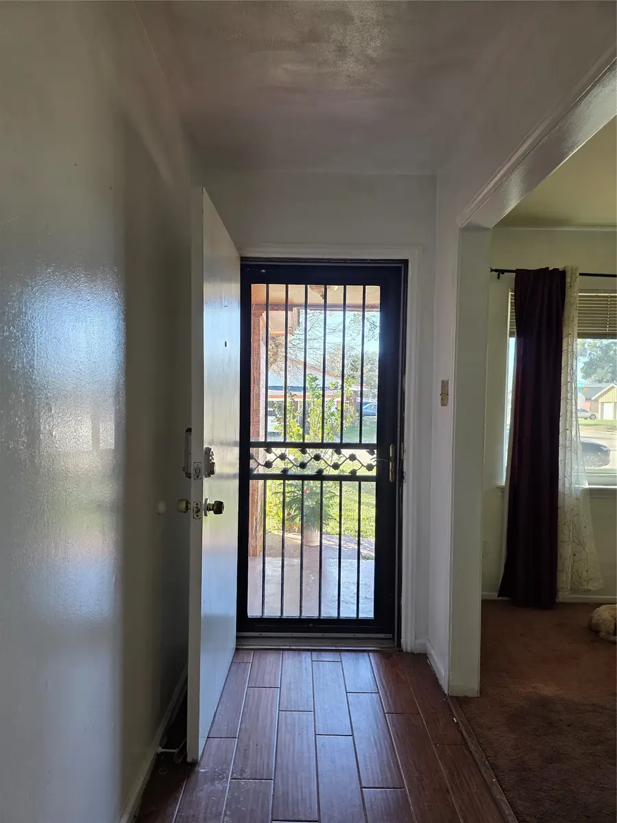 10403 White Clover Drive, Houston, TX 77089 - Image #2