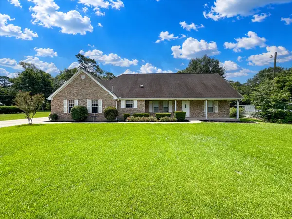 2705 Clark Lane, Orange, TX 77632