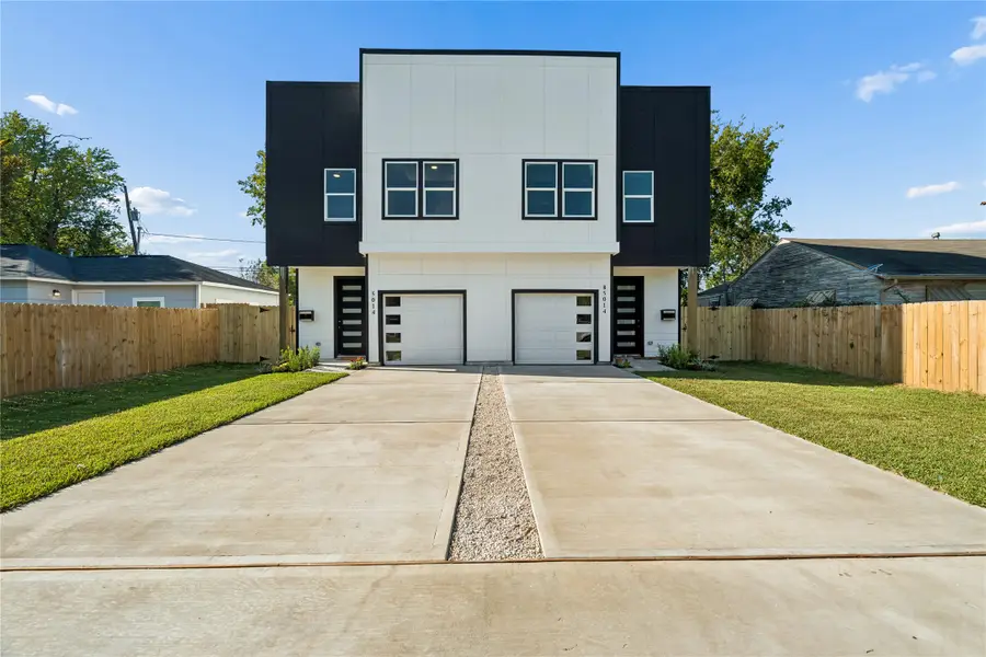 5014 Willow Glen Drive, Houston, TX 77033 - #2