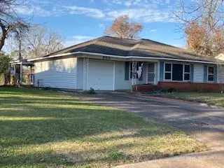 305 Wisteria Street, Lake Jackson, TX 77566 - #1