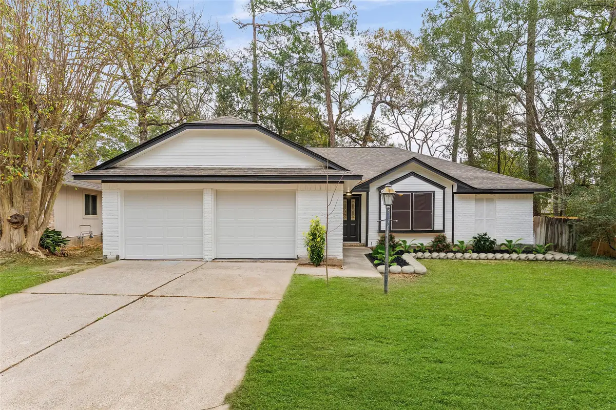 30 N Drifting Leaf Court, The Woodlands, TX 77380 - Image #1
