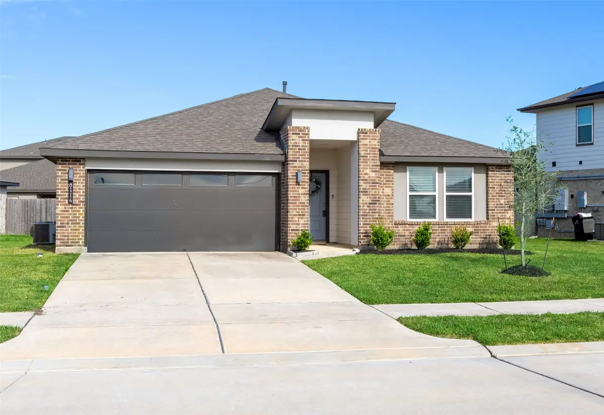 8114 Buck Lane, Rosharon, TX 77583 - #1