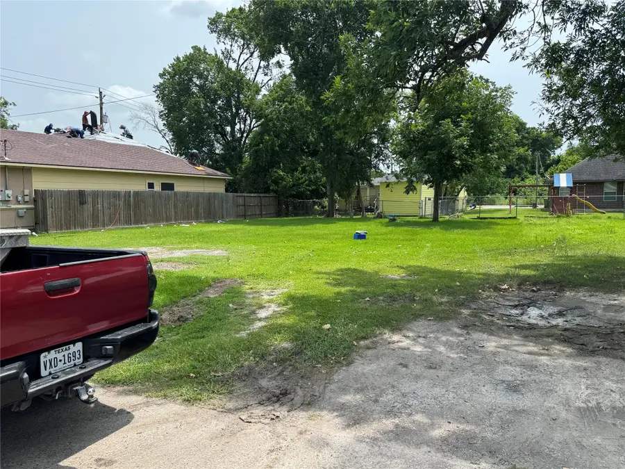 0 Radcliffe Street, Houston, TX 77091 - #2