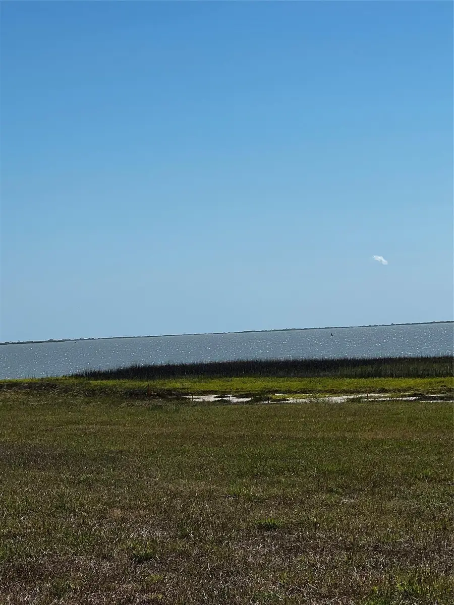 3221 Bay Ridge Drive, Palacios, TX 77465 - #3