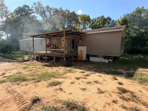 11527 Mill Creek Drive N, Plantersville, TX 77363