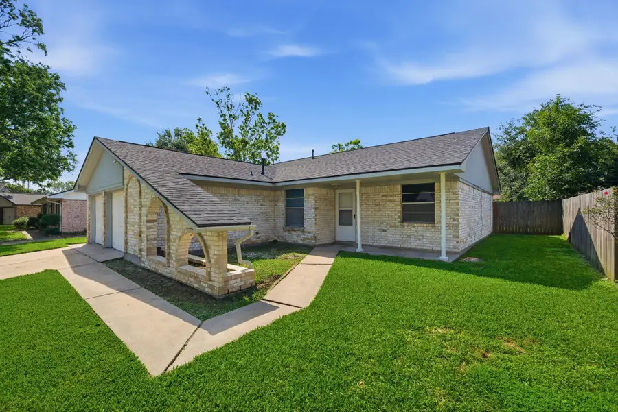 2003 Williamsburg Court S, League City, TX 77573 - #2