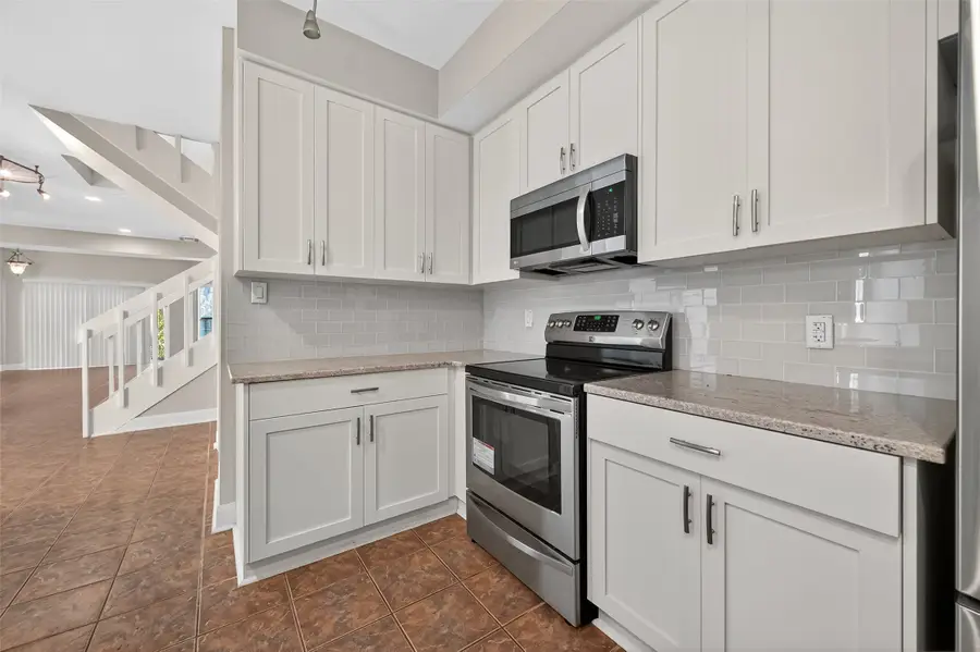 12625 Memorial Drive #17, Houston, TX 77024 - Image #3