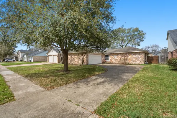 7403 Misty Morning Dr, Humble, TX 77346