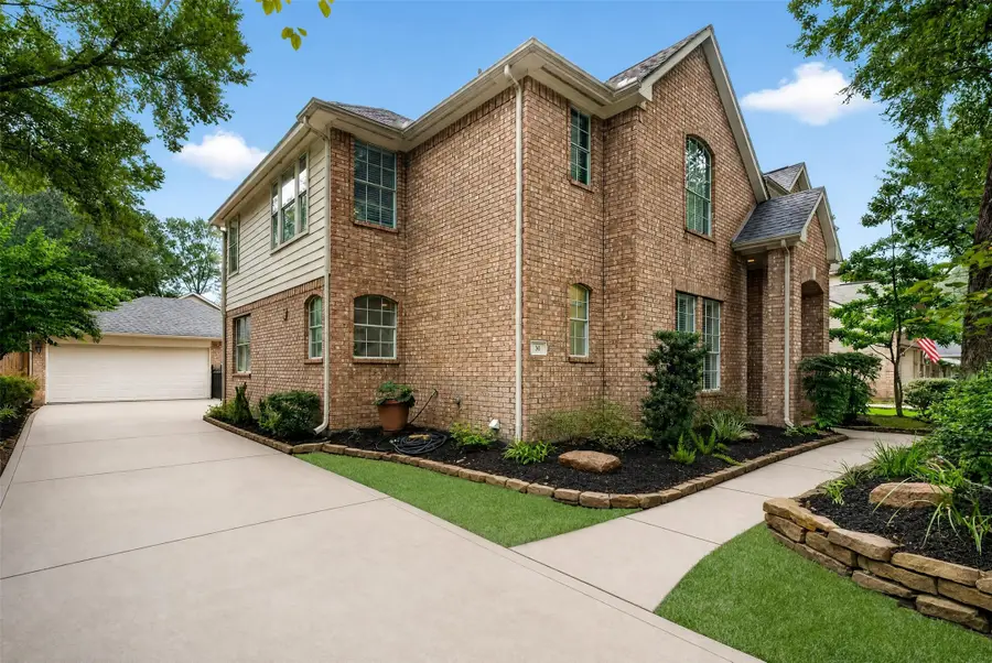 30 Murmuring Creek Place, The Woodlands, TX 77385 - #2
