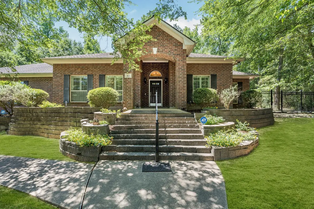 903 Inwood Drive, Huntsville, TX 77340 - #1