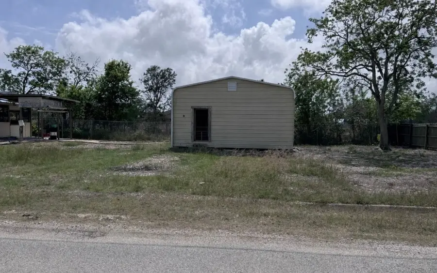 706 Cedar Street S, Matagorda, TX 77414 - #3