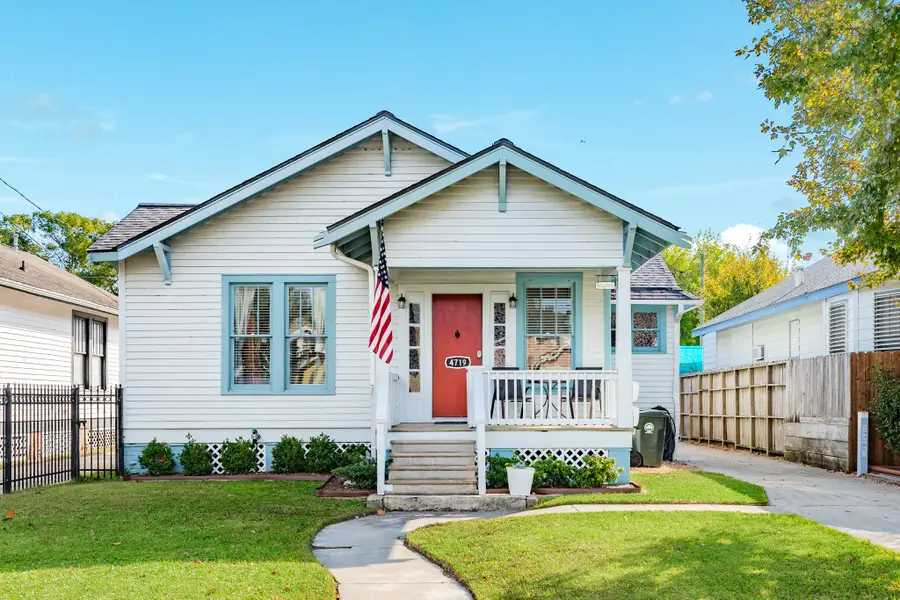 4719 Avenue R, Galveston, TX 77551 - #3