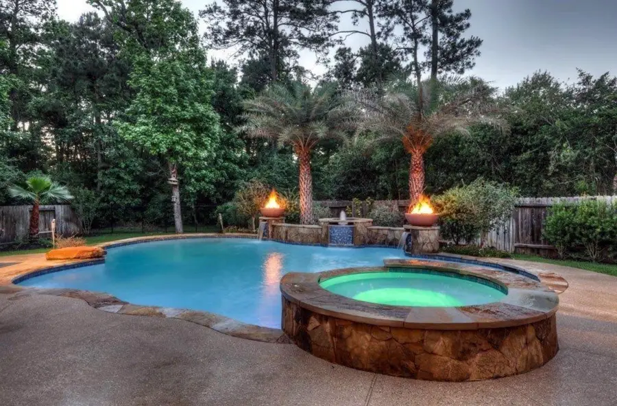 22 Regan Court, The Woodlands, TX 77382 - #3